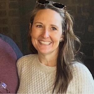 Meet your Posher, DeDe